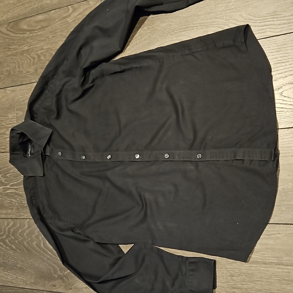 Van heusen button up shirt